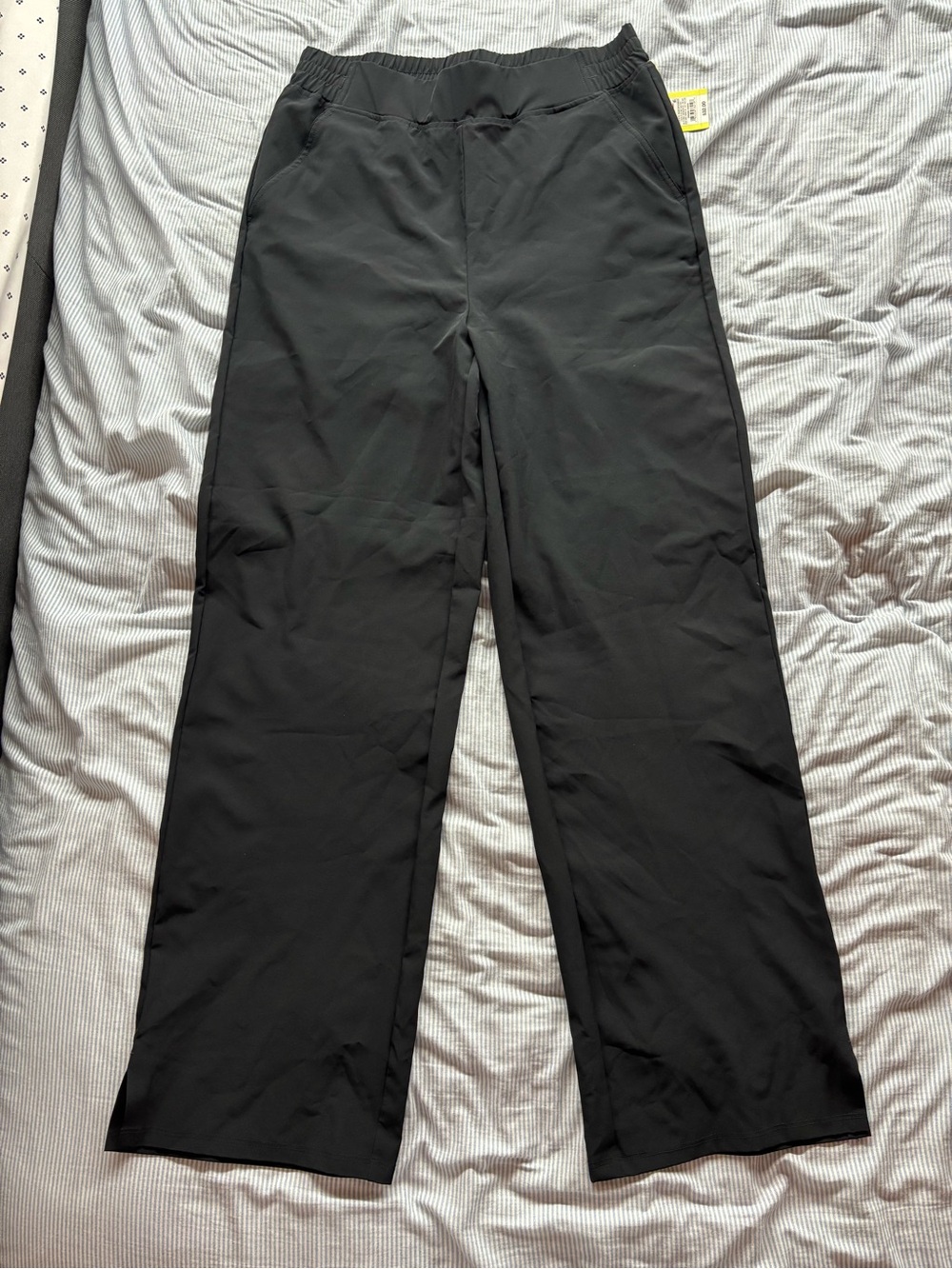 NWT all in motion Black Elastic-Waist Straight-Leg Sweatpants - Picture 2 of 4